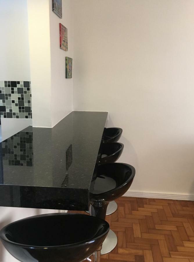 Apartamento 1 Quarto Reformado Em Copacabana Appartement Rio de Janeiro Buitenkant foto